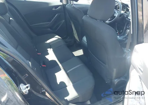 2018 Mazda Mazda3 Sport z USA, uszkodzony, nr VIN 3MZBN1U70JM175528